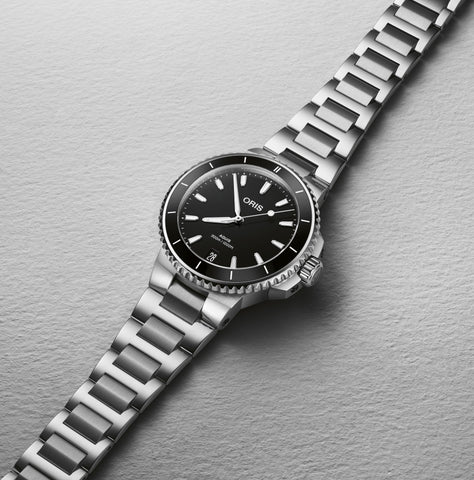 Oris Aquis Date 36.5mm Watch