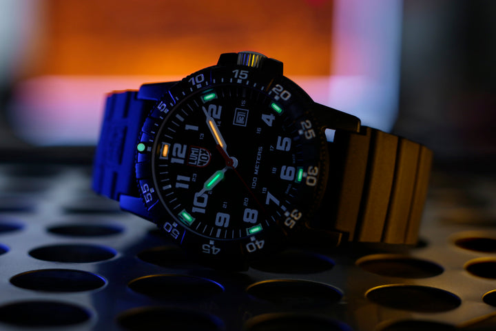 Luminox Sea Turtle Giant 0320 Series Watch XS.0321 - UV light view