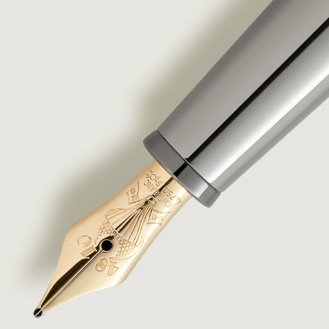 Montblanc Meisterstück Around the World in 80 Days Doué Classique Fountain Pen