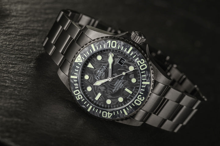 Davosa Ternos Professional 68h Carbon Limited Edition Watch product detail view