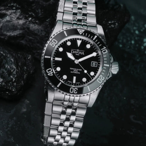 Davosa Ternos Diver Black Dial Penta Link Watch