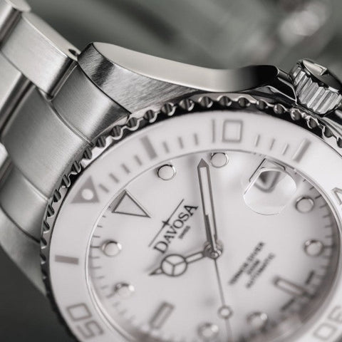 Davosa Ternos Diver Lady White Watch product detail view