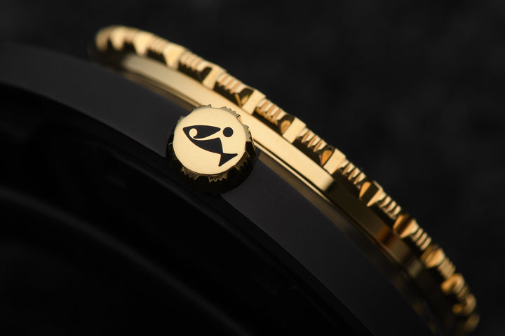 Doxa SUB 300 Beta Sharkhunter Watch