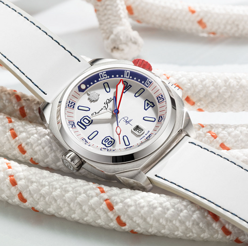 Cuervo y Sobrinos Buceador Caribe Pipin Watch