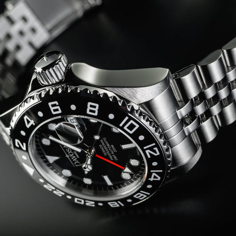 Davosa Ternos Professional GMT Automatic Watch product detail view