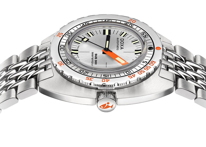 Doxa SUB 300 COSC Searambler Bracelet Watch product image