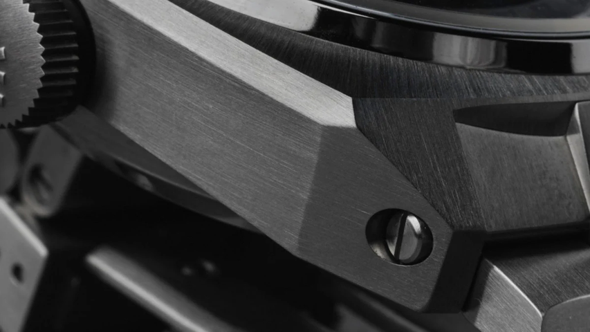 Fortis Vagabond V-40 Stormy Grey Watch