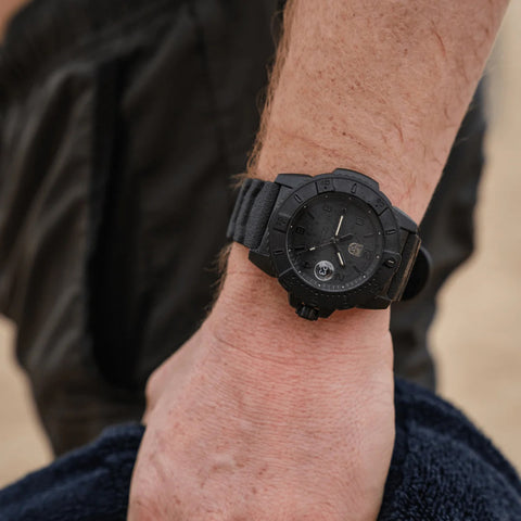 Luminox Navy Seal Foundation Watch XS.3601.BO.NSF - detail view