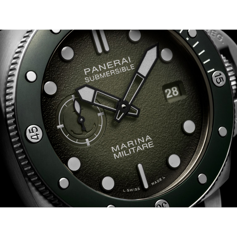 Panerai Submersible QuarantaQuattro Matt Green Ceramic Watch