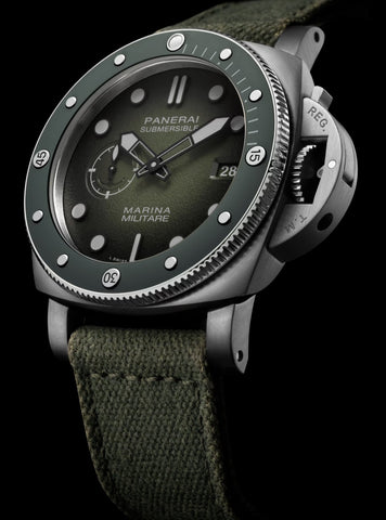 Panerai Submersible QuarantaQuattro Matt Green Ceramic Watch