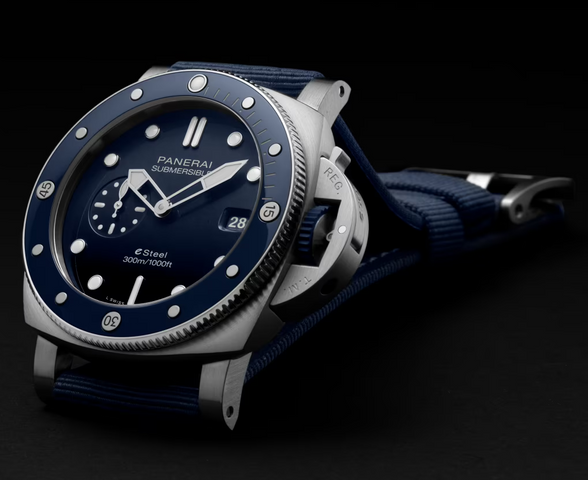 Panerai Submersible QuarantaQuattro Blu Profondo Watch