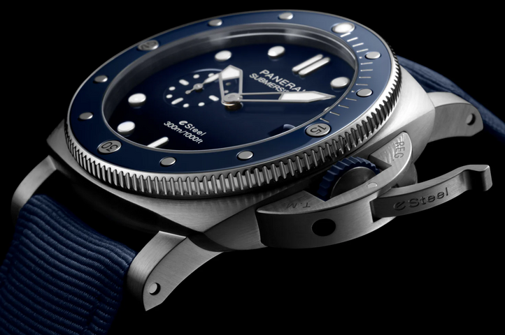 Panerai Submersible QuarantaQuattro Blu Profondo Watch