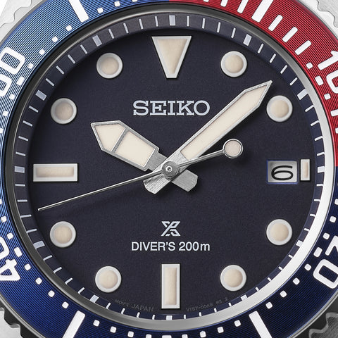 Seiko Prospex Solar Divers Blue Red Blue Watch