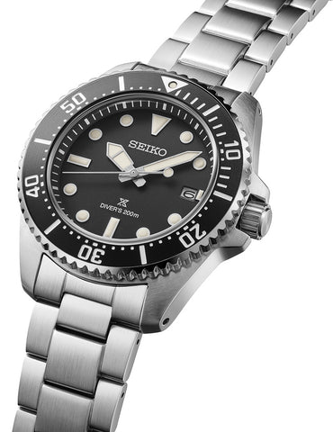 Seiko Prospex Solar Divers Pure Black Watch
