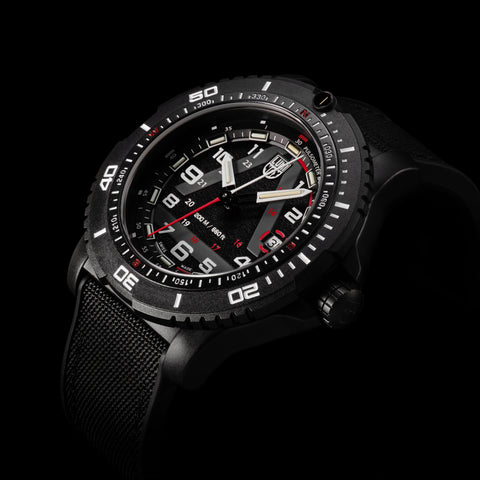 Luminox Ice-Sar 1080 Series XL.1081 - detail view