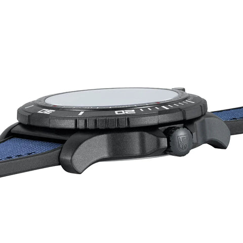 Luminox Ice-Sar 1080 Series Blue XL.1083 - detail view