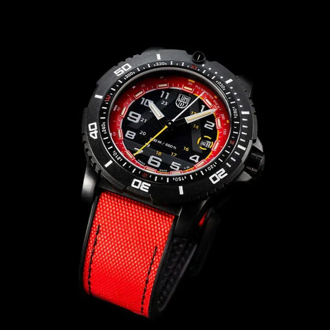 Luminox Ice Sar 1080 Series Limited Edition XL.1095 - detail view