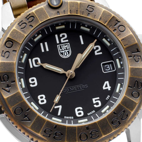 Luminox Adventure 1300 Series Watch Brown Leather XL.1301.LG - detail view