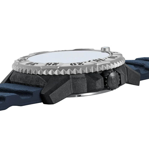 Luminox Mil-Spec Inspired 3350 Series XL.3355.2 - detail view