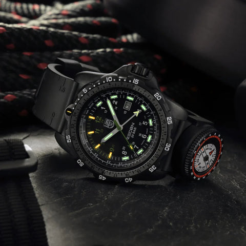 Luminox Recon Nav Spec 8830 Series