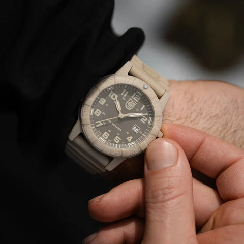 Luminox Leatherback SEA Turtle XS.0326 - detail view