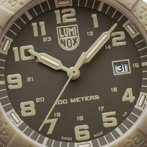 Luminox Leatherback SEA Turtle XS.0326 - detail view