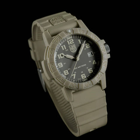 Luminox Leatherback SEA Turtle XS.0326 - detail view