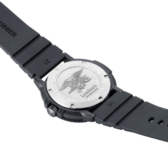 Luminox Sea The Original Navy Seal 3000 EVO Series Watch XS.3001.EVO.BO.S - detail view