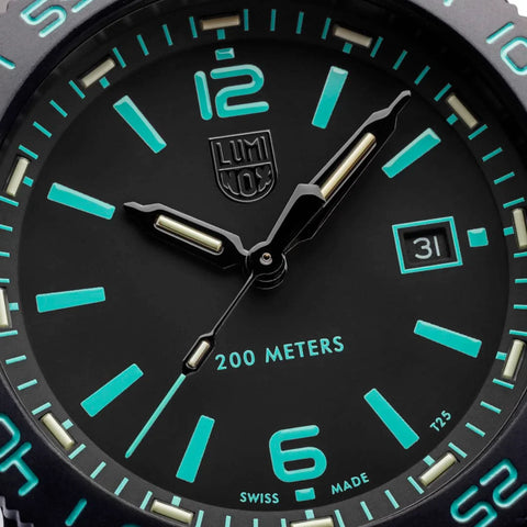Luminox Pacific Diver Limited Edition 3120 Series XS.3124.N.SET - detail view