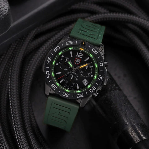 Luminox Pacific Diver Chronograph XS.3147 - detail view
