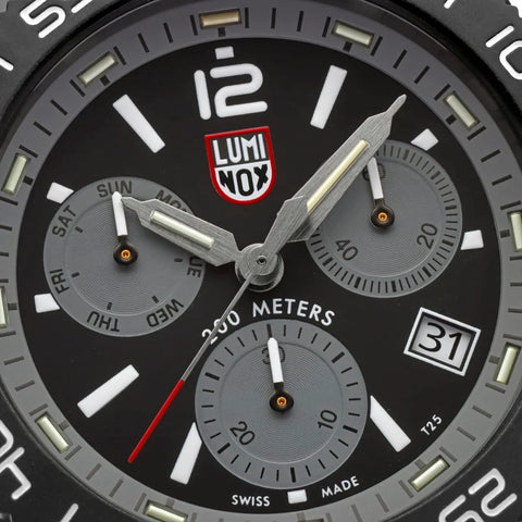 Luminox Pacific Diver Chronograph 3140 Series XS.3148 - detail view