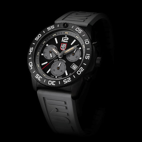 Luminox Pacific Diver Chronograph 3140 Series XS.3148 - detail view