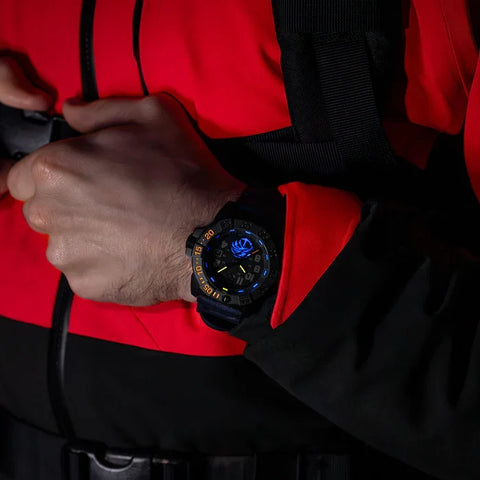 Luminox Navy Seal Foundation The Guardian XS.3505.NSF.N - detail view