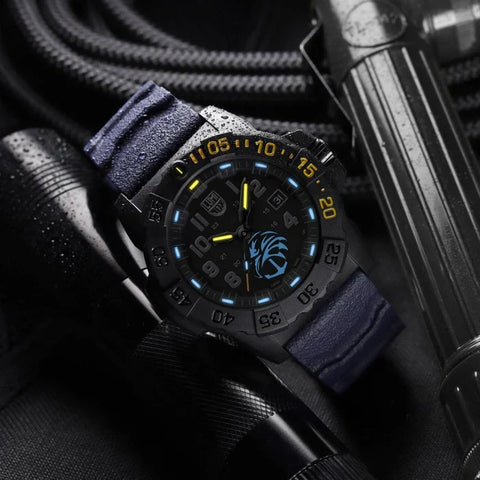 Luminox Navy Seal Foundation The Guardian XS.3505.NSF.N - detail view