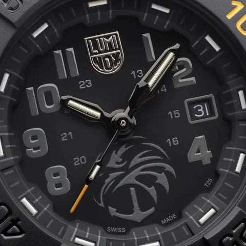 Luminox Navy Seal Foundation The Guardian XS.3505.NSF.N - detail view