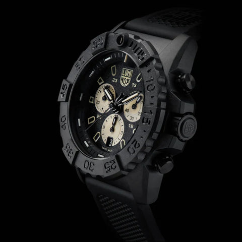 Luminox Navy Seal Chronograph XS.3587 - detail view