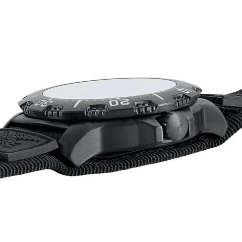 Luminox Navy Seal Military Dive Watch XS.4231.2 - detail view