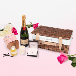 C W Sellors The I Love You Hamper Small, S310