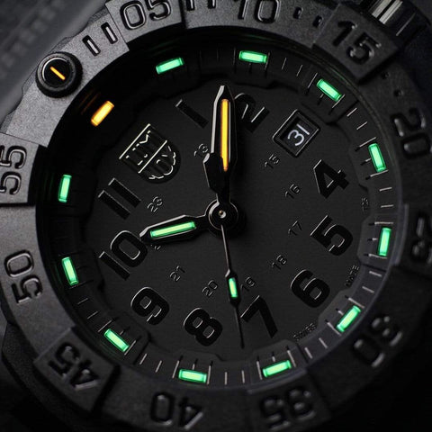 Luminox Sea Navy Seal 3500 Series Watch XS.3501.BO.F - detail view