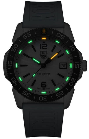 Luminox Pacific Diver Ripple Collection 3120M Series Watch XS.3124M - detail view