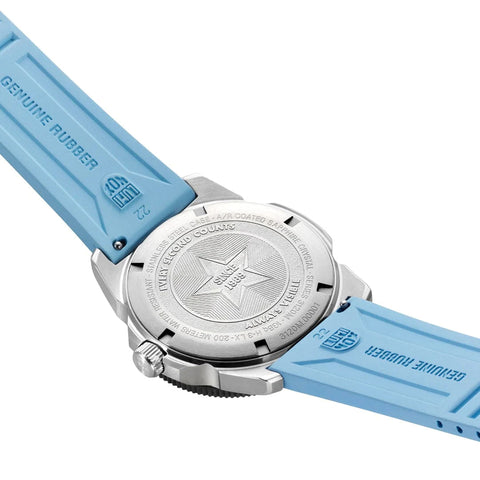Luminox Pacific Diver Ripple Collection 3120M Series Watch XS.3124M - detail view