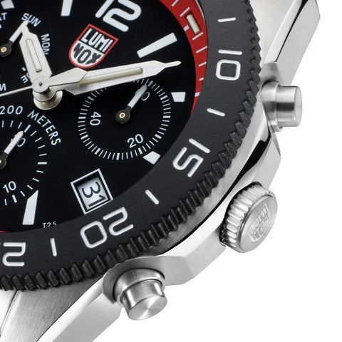 Luminox Pacific Diver Chronograph 44mm 3140 Series Watch XS.3155.M - detail view