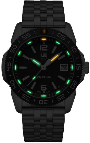 Luminox Pacific Diver 39mm 3120M Series Watch XS.3122M.1 - detail view