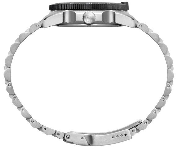 Luminox Pacific Diver 39mm 3120M Series Watch XS.3123M.SET.1 - detail view
