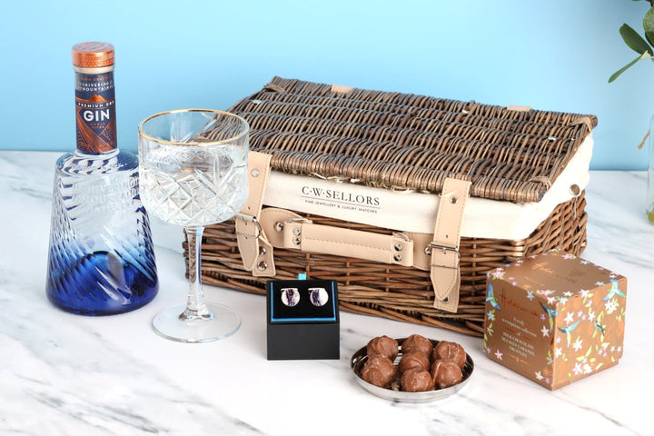 The Thorpe Hamper, S234