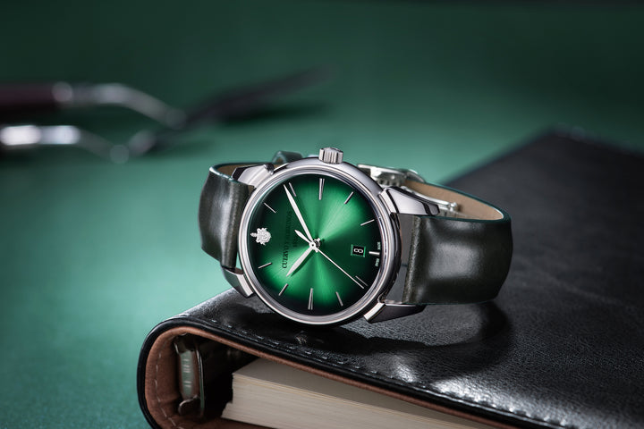 Cuervo y Sobrinos Historiador Asturias Green Watch