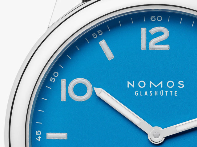 Nomos Glashutte Club Automat Datum Signalblau Sapphire Crystal Watch