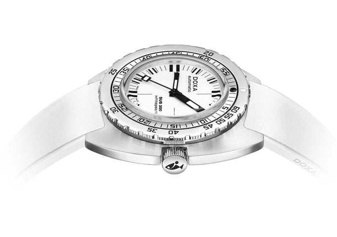 Doxa SUB 300 Whitepearl Rubber Watch