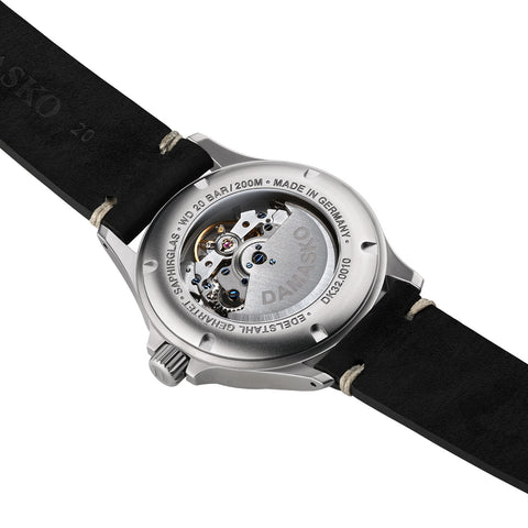 Damasko Watch DK32 Black Vintage Mocha Leather Pin