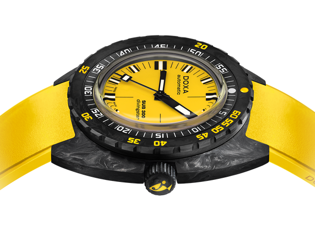Doxa SUB 300 Carbon COSC Divingstar Rubber Watch
